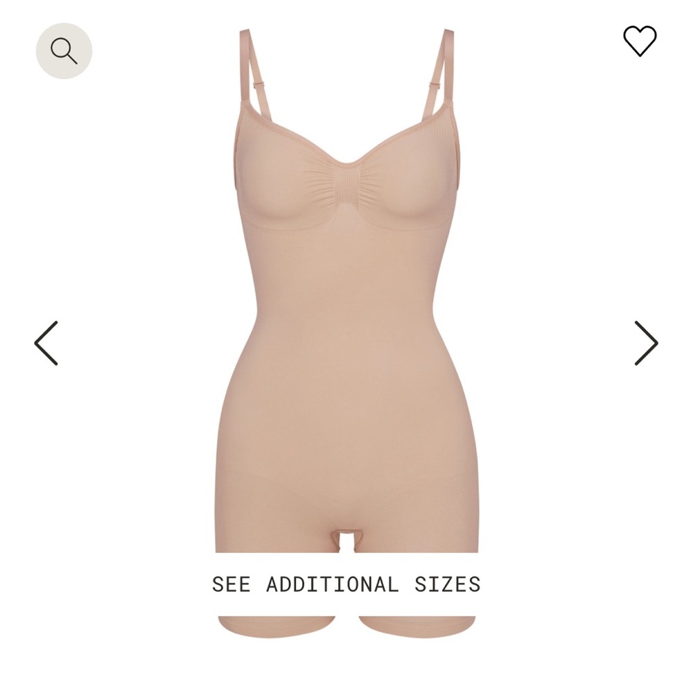 Skims SEAMLESS SCULPT
MID THIGH BODYSUIT NWOT Mica